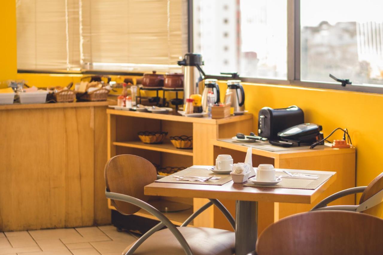 Guara Inn Flat Service Гуаратингета Экстерьер фото