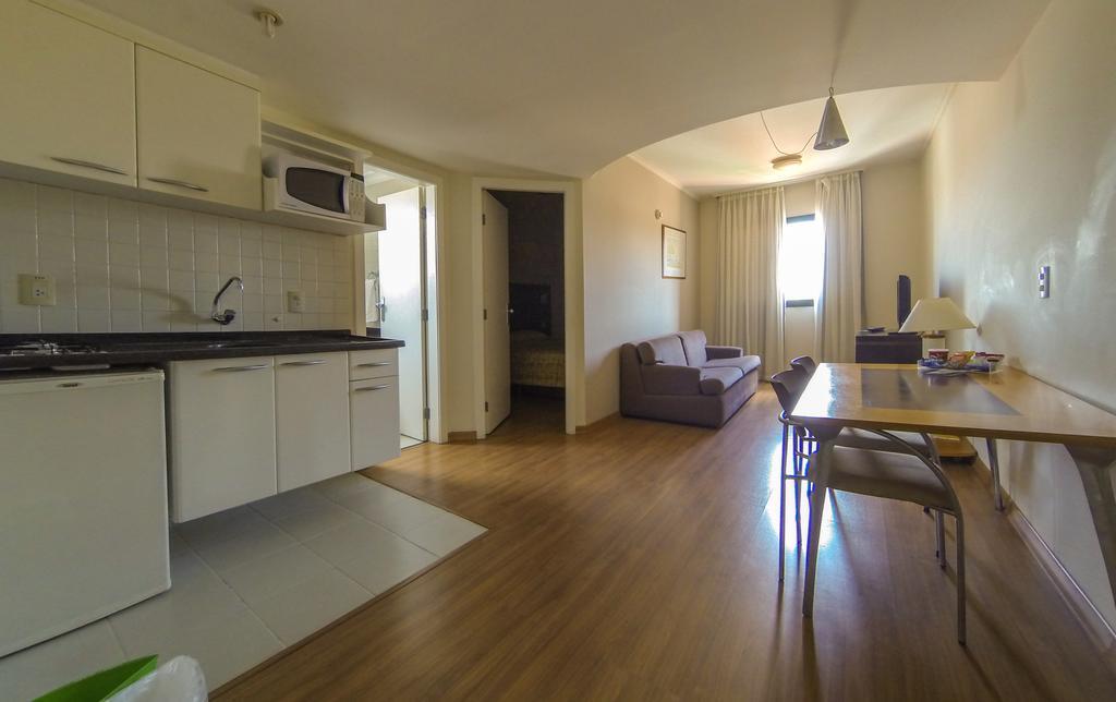 Guara Inn Flat Service Гуаратингета Экстерьер фото